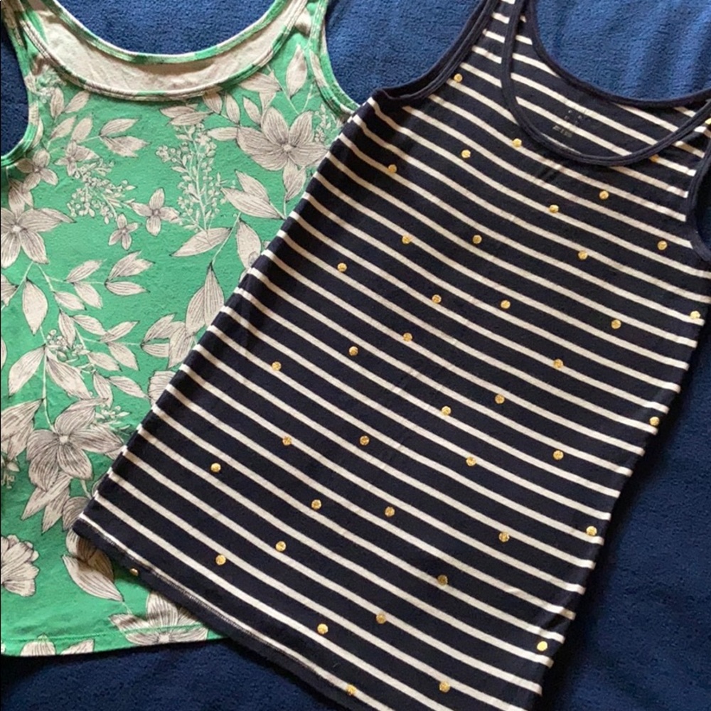 ♥️2 women tank tops